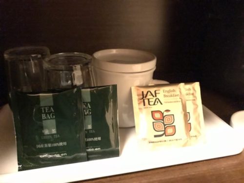 ホテルのお茶セット